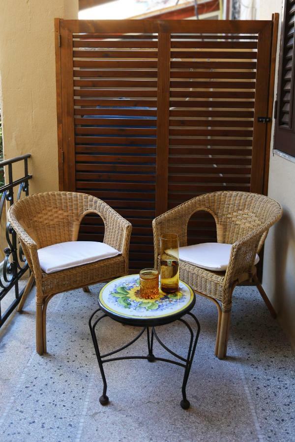 Re Ruggero Rooms Reggio Calabria Esterno foto