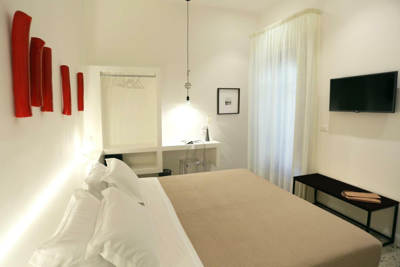 Re Ruggero Rooms Reggio Calabria Esterno foto