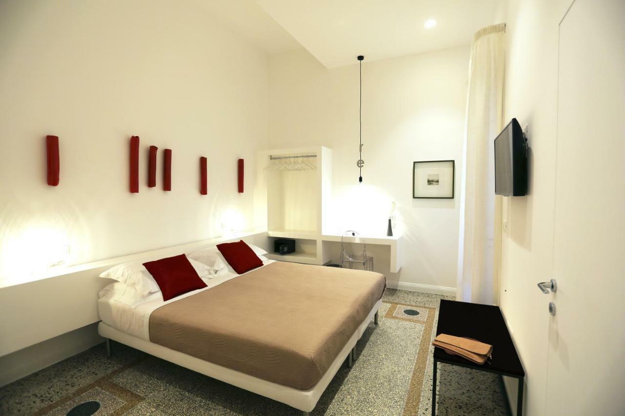 Re Ruggero Rooms Reggio Calabria Esterno foto
